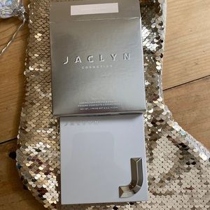 Jaclyn Cosmetics Face It All Brightening Powder-correcting fair new discontinued